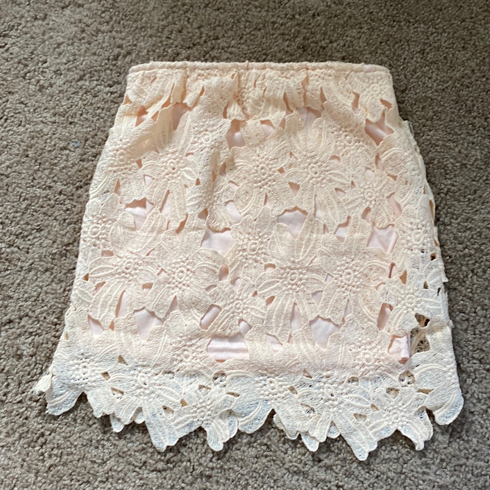 XS peach floral skirt